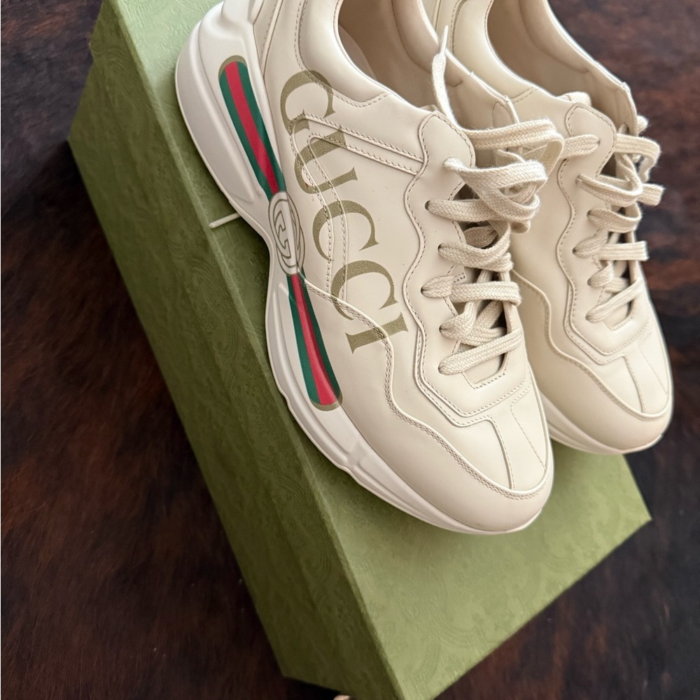 Gucci Beige Sneakers with Logo Accent